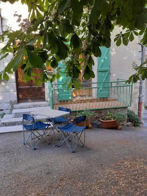 F2 De Caractere Dans Un Hameau Typique Provencal Comps-sur-Artuby